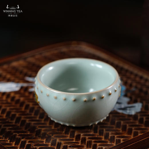 问鼎鼎峰系列天青羊首战鼓杯（喜气洋洋） 商品图1