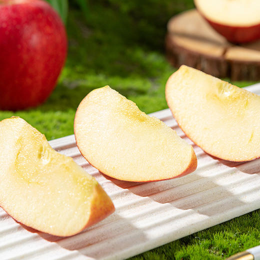 【甜蜜年礼】新鲜水果 清脆可口洛川苹果礼盒  12枚/盒（带箱8.8斤左右） 商品图4