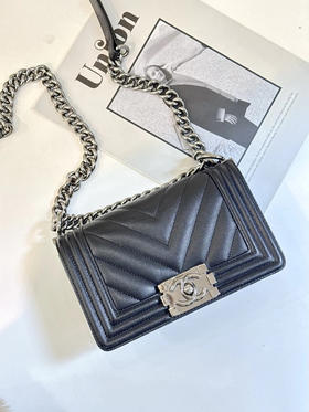 CHANEL leboy 小号 V纹 黑银 荔枝纹牛皮 链条包