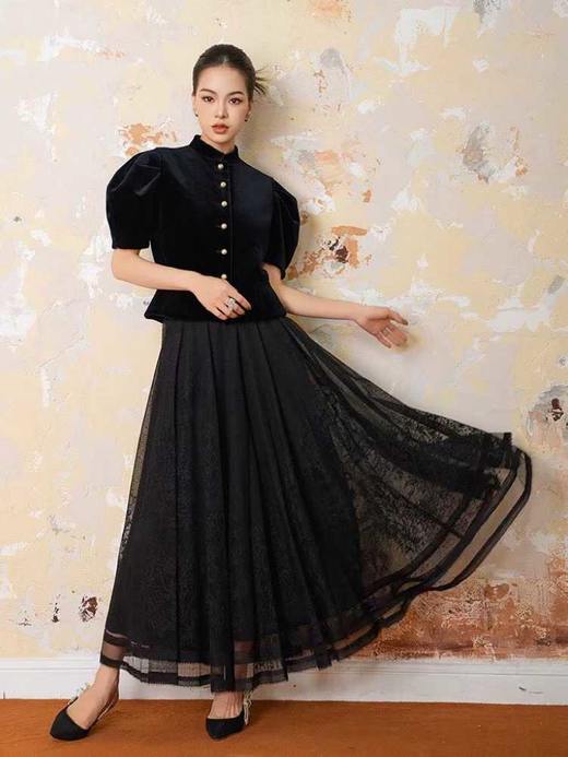 伯妮斯茵 | 优雅复古风 | 网纱蕾丝半身裙 | 大摆百褶设计 | 镂空蕾丝工艺 | 约会通勤|SC1B02 商品图4