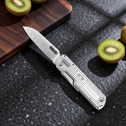 SWISS+TECH 瑞士科技 11合1 蜥结龙大马士革主刃多功能工具户外组合剪刀 商品图1