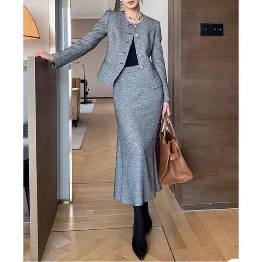 SC1A01_月魄色_上衣_春秋_圆领单排扣收腰短款小香风长袖_高级女装_BERNIEELEN 伯妮斯茵 商品图0