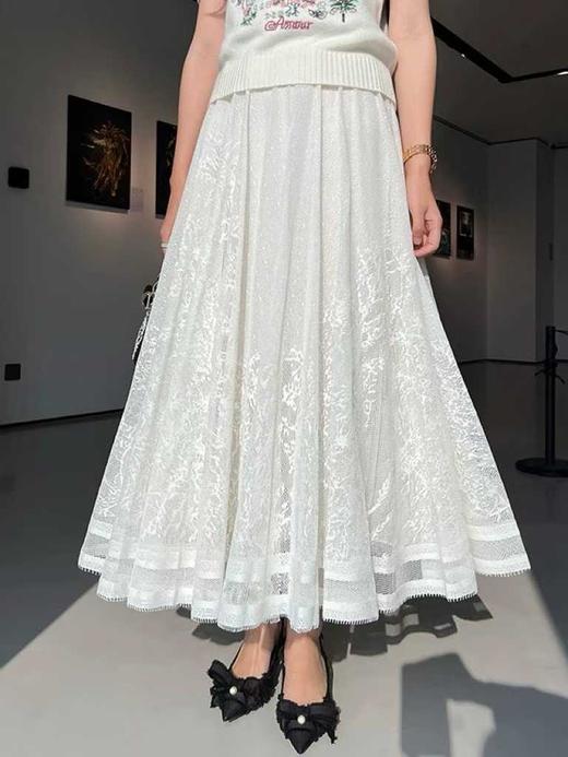 伯妮斯茵 | 优雅复古风 | 网纱蕾丝半身裙 | 大摆百褶设计 | 镂空蕾丝工艺 | 约会通勤|SC1B02 商品图1
