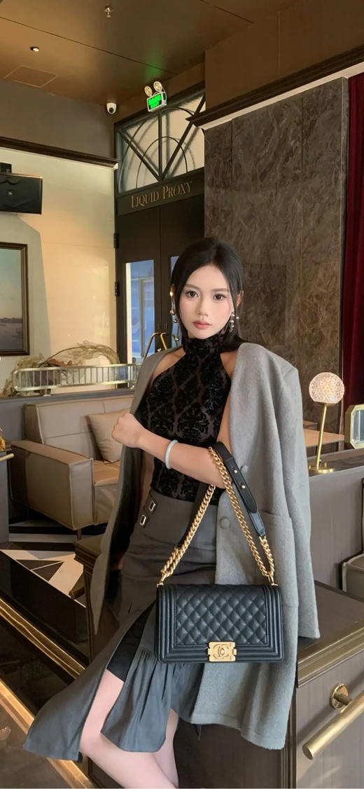 Chanel leboy 黑金 荔枝纹牛皮 中号 斜挎包 商品图2