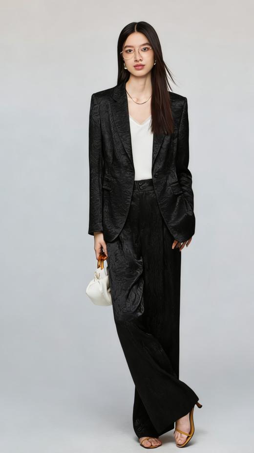 SC1A05_漆黑色_上衣外套_春秋_翻领暗纹提花肌理感收腰西装_高级女装_BERNIEELEN 伯妮斯茵 商品图2