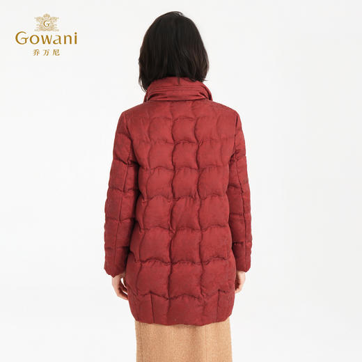 【鹅绒】乔万尼新品提花绗线轻奢感立领白鹅绒宽松羽绒服ED4T853 商品图9