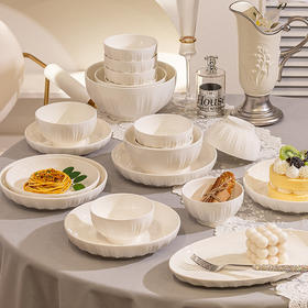 【北欧浮雕碗盘16件套】极简北欧浮雕餐具；1350℃高温釉下彩无铅工艺，接触食物更安心