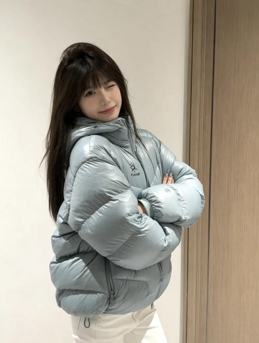 【体验无断层】KAILAS凯乐石5000GT 户外运动登山徒步轻量透气拒水1000蓬羽绒服 奶呼呼的蓝色，冬天终于可以不穿沉闷的黑白灰了。已经想象着自己穿着这件在雪山上出片了，日常生活中也是非常吸睛 商品图0