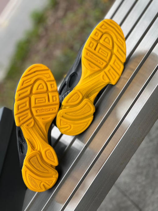 外贸原单 贸易公司渠道 ecco爱步15周年纪念版户外运动休闲防滑减震轻便抓地跑步鞋BIOM健步 800334
39,40,41,44 商品图7