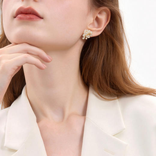 三彩2026新款手工花束珍珠耳钉s925银针法式优雅复古香风通勤 商品图2