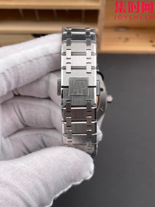 ZF爱彼皇家橡树15202系列 男士腕表 小手腕福音 表径39mm 热门超薄钢王——15202正式上线！ 商品图7