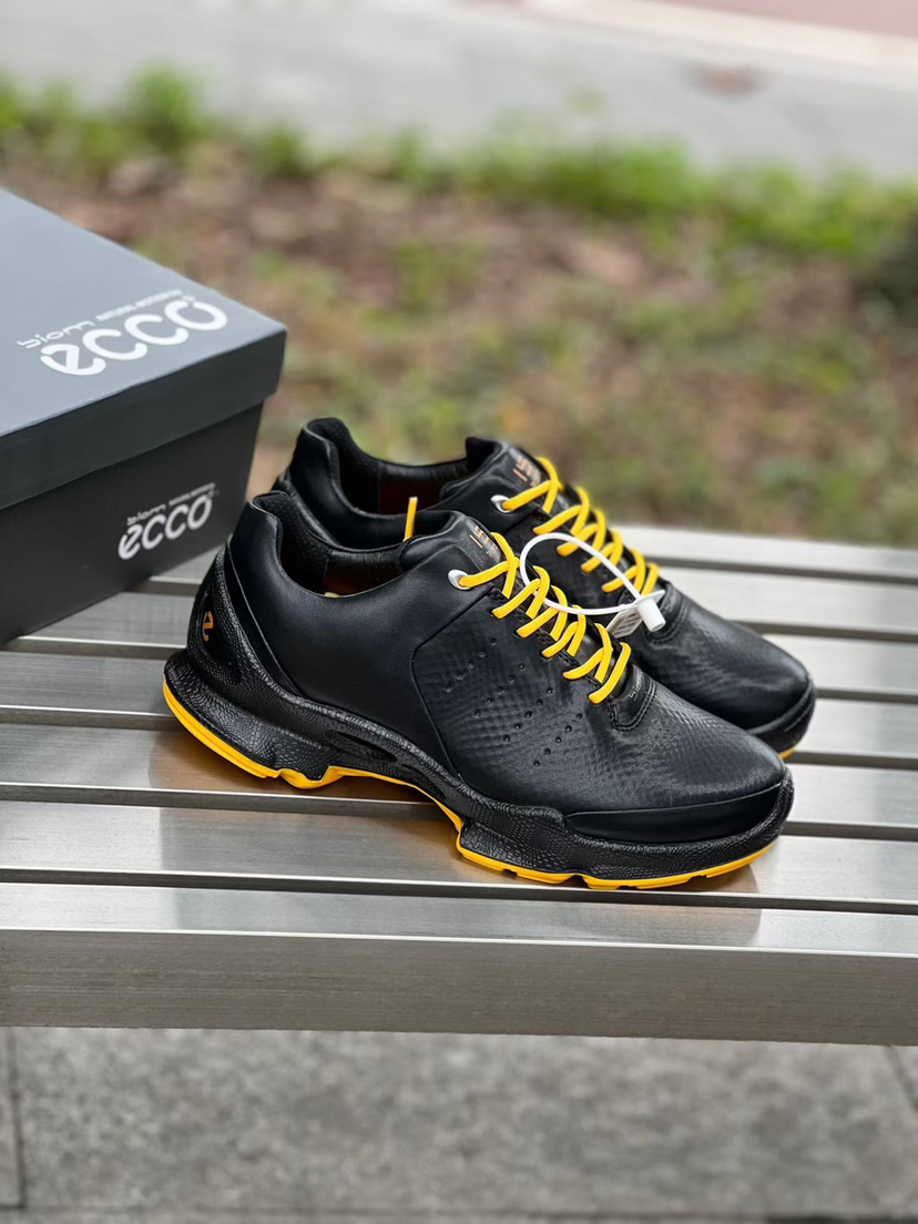 外贸原单 贸易公司渠道 ecco爱步15周年纪念版户外运动休闲防滑减震轻便抓地跑步鞋BIOM健步 800334
39,40,41,44