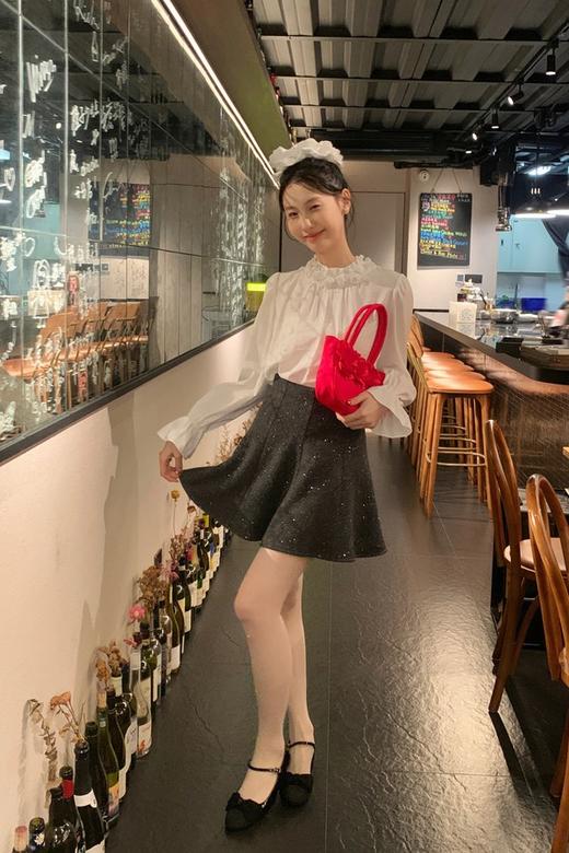 ANSUABEL 甜美立体花朵温柔气质白衬衫 21896 商品图9