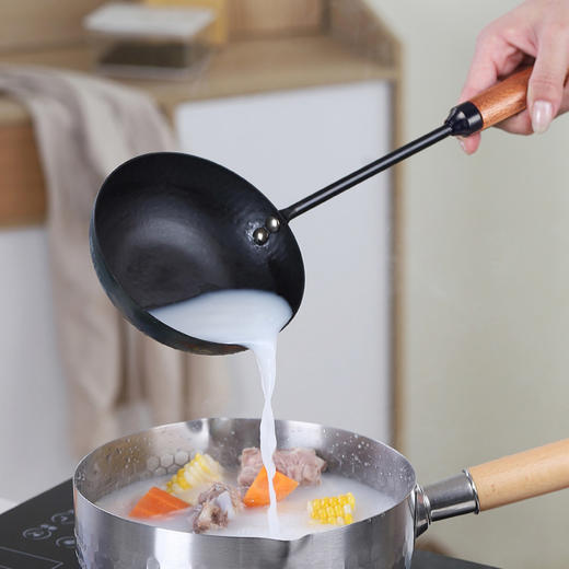 【德国戴德纯铁长柄勺】德国Daeden戴德纯铁长柄泼油勺加长防烫精铁汤勺无涂层木手柄小锅 商品图2