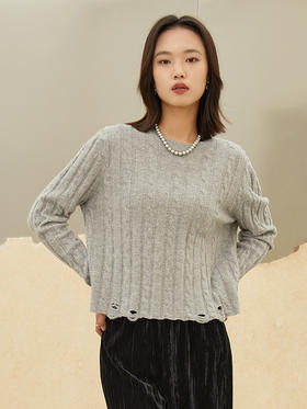 浅蓝色圆领麻花针织衫 秋冬个性破洞设计长袖套头毛衣上衣