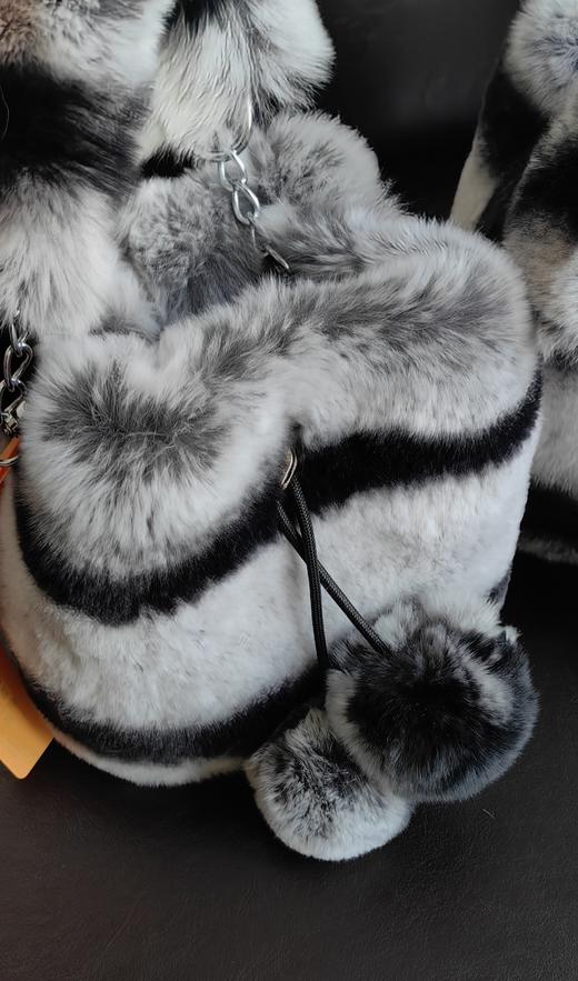 真皮草进口獭兔毛龙猫钱袋包单肩斜挎手提均可 商品图8