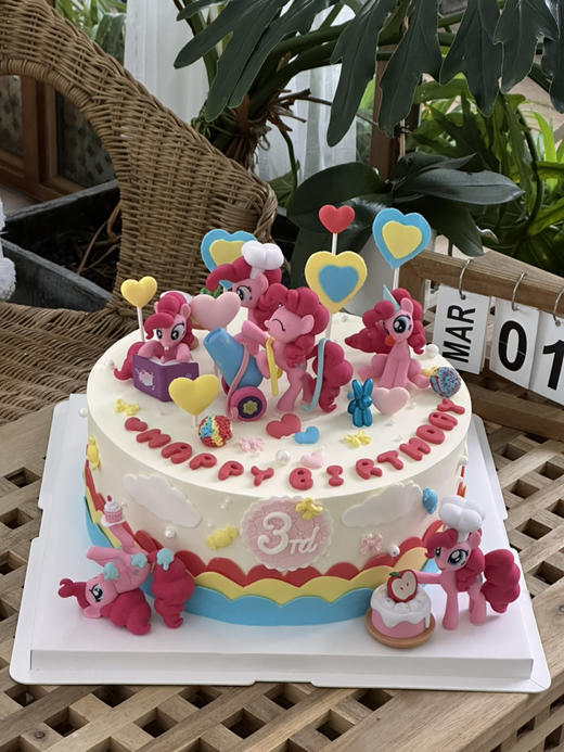 小马宝莉碧琪（这款需要提前一周预定才能买摆件噢） 商品图0