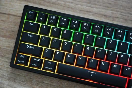 机械革命 魂磁轴键盘GK68 有线RGB灯光自研驱动办公游戏通用 商品图10