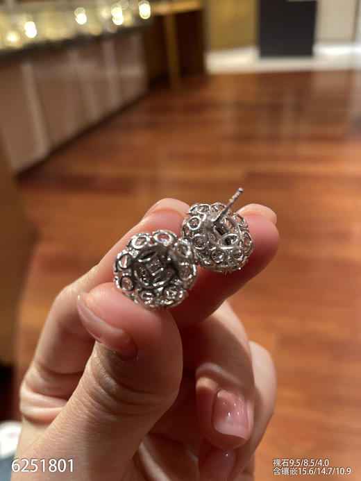 绿蛋面耳钉【6251801】具体价格微信咨询 商品图7