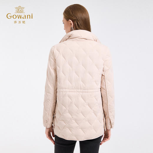 【鹅绒】乔万尼新品休闲绗缝抽绳收腰翻领简约白鹅绒短款羽绒服ED4T839 商品图4