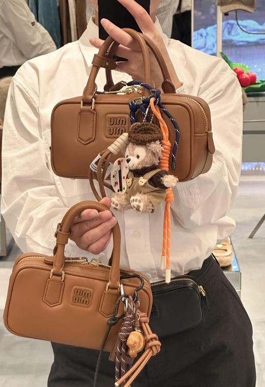 Miu家一包难求保龄球纯皮单肩斜挎包 商品图6