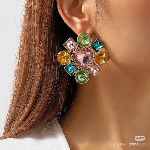 一店d 高奢 𝐂𝐡𝐚𝐧𝐞𝐥「高定调色盘」珠宝套装 26c早春度假系列 
耳环➕耳钉➕颈链全套一起来安排啦 商品图5