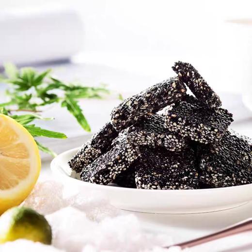 纯素果仁酥脆 甜而不腻，酥而香浓 5种口味：椰片腰果酥、南瓜仁花生酥、纯黑芝麻酥、亚麻籽花生酥、南瓜仁奇亚籽 商品图3
