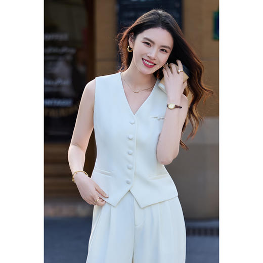 单穿/内搭/叠穿全能马甲 一件承包四季穿搭 立体修身剪裁 米思阳2026春季新款知性外套女5851 商品图2