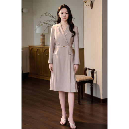 【赠定制腰带】燕麦肌理感西装裙 设计感百褶拼接 刚柔并济 低调颜色自带高级滤镜  米思阳2026春季新款通勤ol风西装连衣裙百褶收腰A字裙0016 商品图4