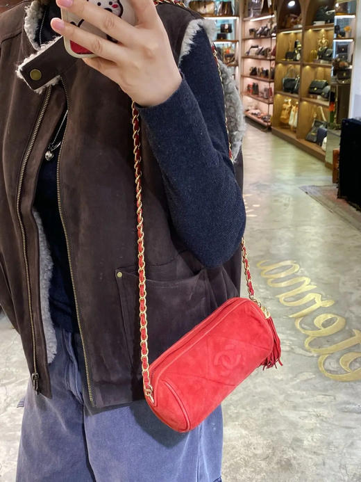 CHANEL 中古 红金 流苏 麂皮 斜挎 圆筒包 商品图3
