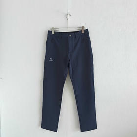 原单正品 KAILAS凯乐石裤秋冬软壳加绒休闲户外登山徒步长裤。四面弹 防水防风面料，内里加绒 手感柔软细腻，腰围带弹力 小直筒版型，商务通勤日常随意穿！
尺码：S～XXL