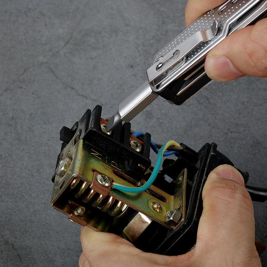 SWISS+TECH 瑞士科技 11合1 蜥结龙大马士革主刃多功能工具户外组合剪刀 商品图8