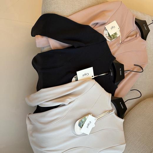 【年底亏清！】Coco Aaliyah瑜伽风半拉链轻暖加绒衣 10A抑菌 考拉绒/莱赛尔/桑蚕丝/羊绒等混纺 柔软细腻亲肤锁温 弹力大修身显瘦 一衣多穿可内搭可外穿 不挑年龄百搭时尚 商品图5