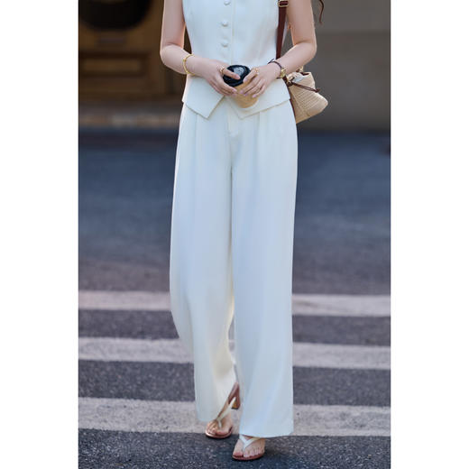 「纸片人神裤」一衣多搭万能裤 垂软阔腿 遮胯藏肉不挑身材 米思阳2026春季新款时尚通勤直筒休闲裤高腰垂顺职业西裤女5869 商品图3