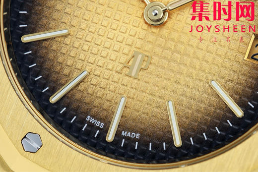 新品 爱彼ZF皇家橡树16202系列 表径39MM的16202BA “JUMBO”超薄男士腕表 全新鎏金“咸蛋黄” 小手腕福音 商品图4