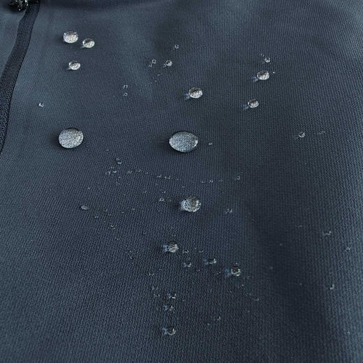 原单正品 KAILAS凯乐石裤秋冬软壳加绒休闲户外登山徒步长裤。四面弹 防水防风面料，内里加绒 手感柔软细腻，腰围带弹力 小直筒版型，商务通勤日常随意穿！
尺码：S～XXL 商品图8