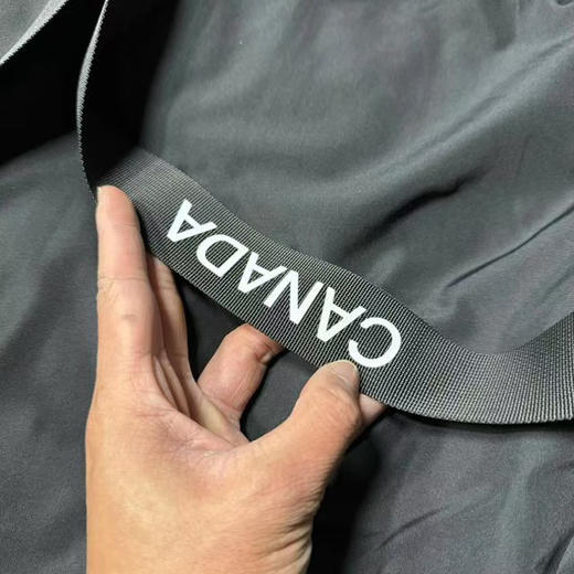 原单正品露露加拿大🇨🇦冬奥联名保暖羽绒服 
L XL XXL
清货特价 商品图9