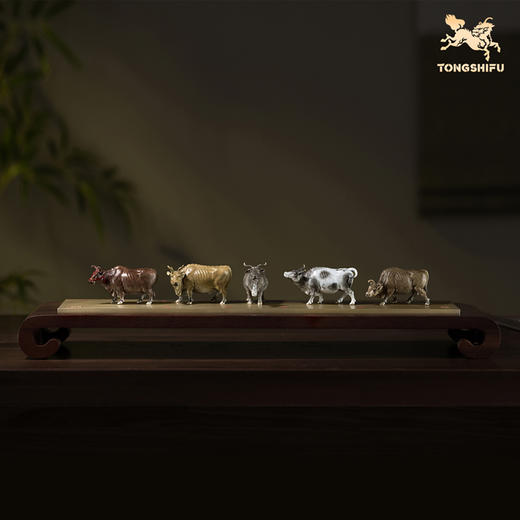 铜师傅 见微系列《五牛迎福》办公室铜牛摆件 家居装饰工艺品 商品图0