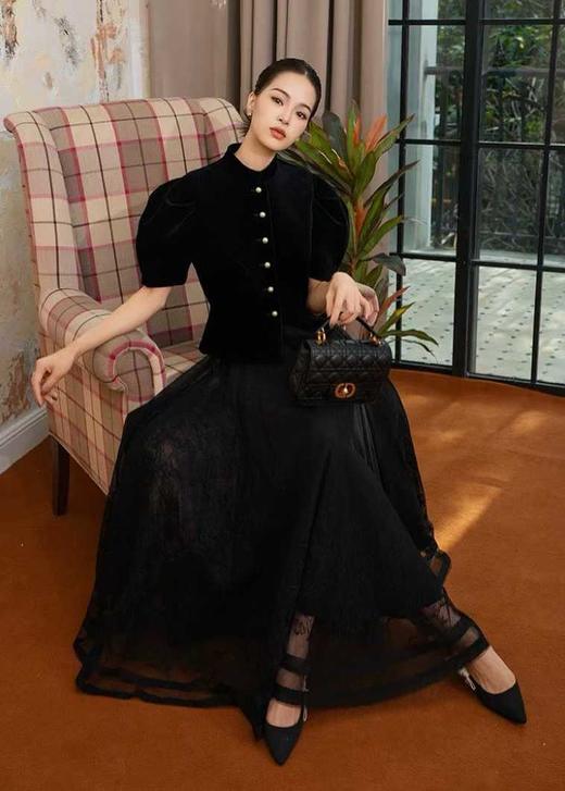 伯妮斯茵 | 优雅复古风 | 网纱蕾丝半身裙 | 大摆百褶设计 | 镂空蕾丝工艺 | 约会通勤|SC1B02 商品图5