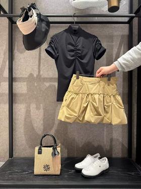 St家春夏新款女士褶皱短裙来啦！渠道高品质❗这一条！⚠喜欢到骨子里！刻在基因里的品味感！越看越穿越喜欢！给自己非常自信的一条裙子！