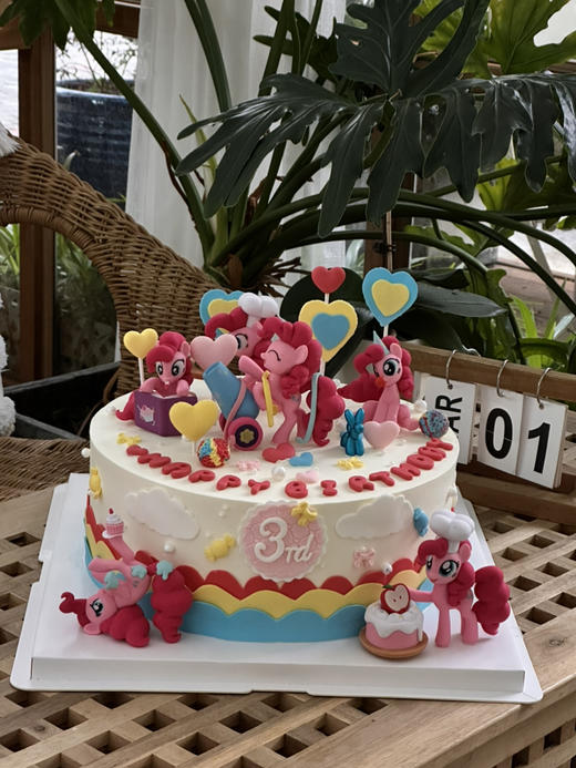 小马宝莉碧琪（这款需要提前一周预定才能买摆件噢） 商品图1