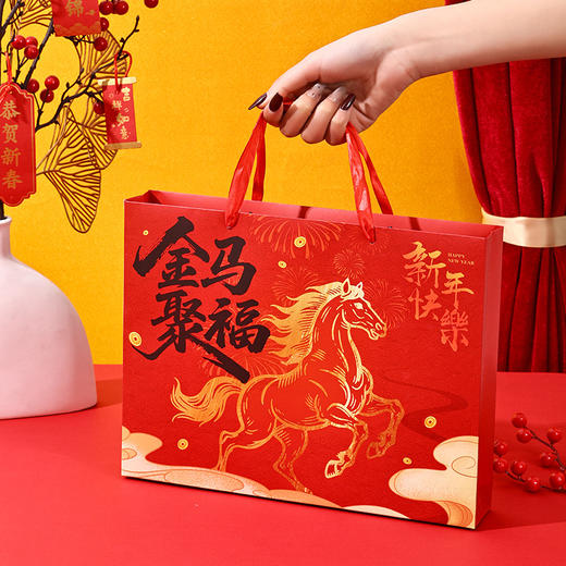 【金马聚福❗巧克力年货礼盒】甄选品质原料制作，精选优质坚果与丝滑巧克力融合，口感丰富，坚果巧克力香浓诱人，巧克力礼盒情人儿童教师过节日伴手礼L 商品图3