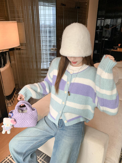 <曾小咸推荐>现货秒杀 ！微信超特价！彩色条纹针织开衫 日常209.99 立减120 秒杀89.99！！ 商品图6