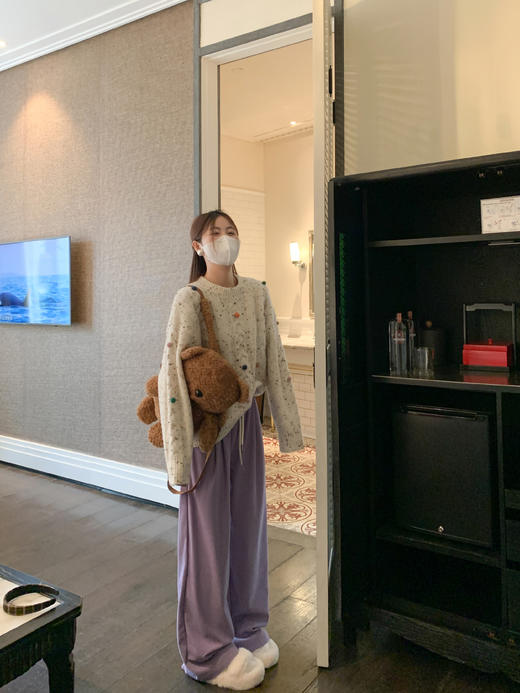 <曾小咸推荐>2.8现货秒杀 ！微信超特价！彩色球球毛衣 日常199.99 立减100 秒杀99.99！！ 紫色休闲裤（不加绒） 秒杀79.99！ 商品图7