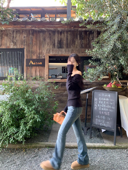 <曾小咸推荐>2.6 现货秒杀 ！微信超特价！3色一字肩针织衫 日常139.99 立减60 秒杀79.99！！ 商品图10