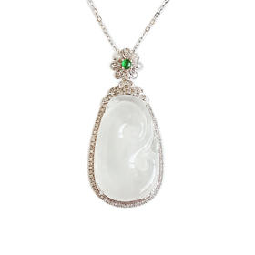 【天然正品】A货翡翠AU750白金镶钻镶天然细腻木那雪花棉白色冰种如意（万事如意）翡翠吊坠项链31.5*14.8*7.9MM（皆取最大值）190126NJS22