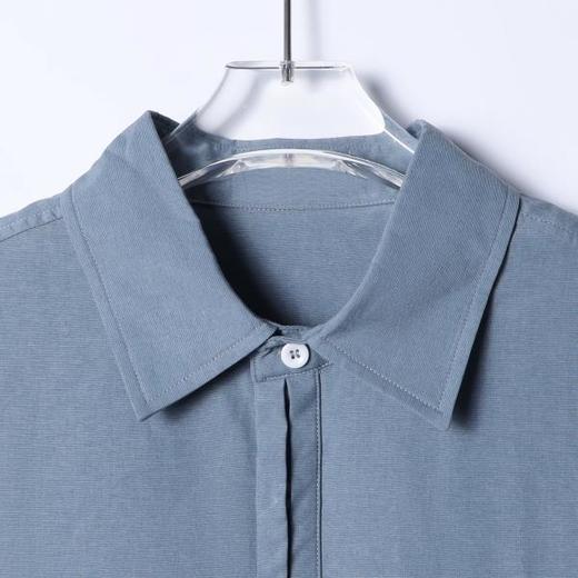 61050SDSA男士春夏新款痞帅男装极简风纯色口袋拼接长袖衬衫百搭宽松 商品图2