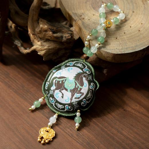 骏逸四时·2026马年系列香包，河北省级非遗-谷氏香车载挂饰香囊包 商品图3