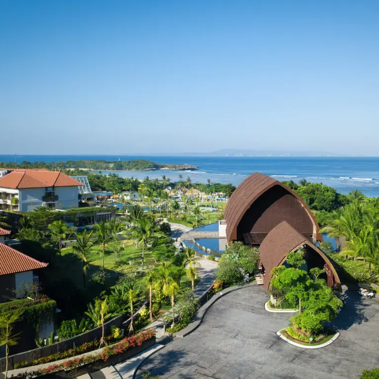 【巴厘岛】私人海滩、三层泳池、温德姆集团的海边酒店！努沙杜瓦梅誉萨卡酒店