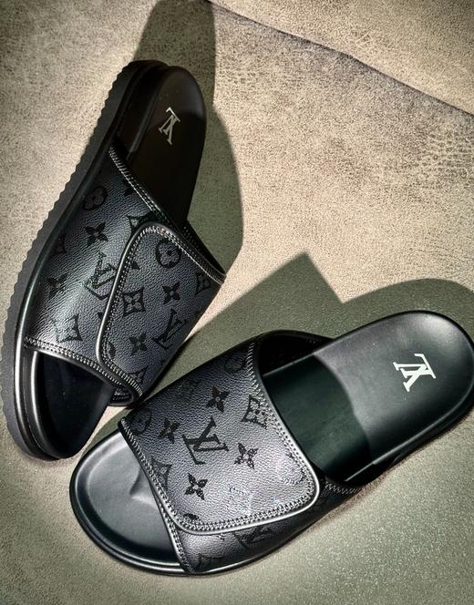 男款压纹魔术贴平底一字拖鞋he 商品图2